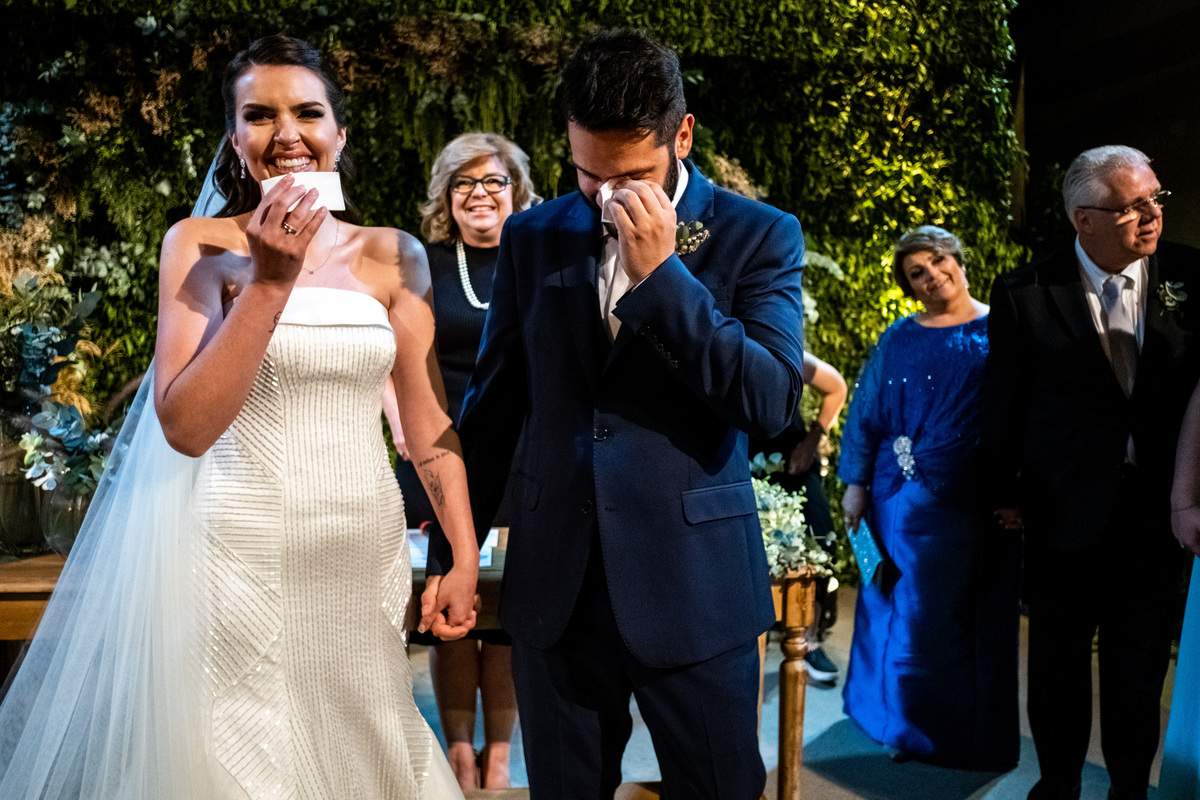 foto noivos emocionados 