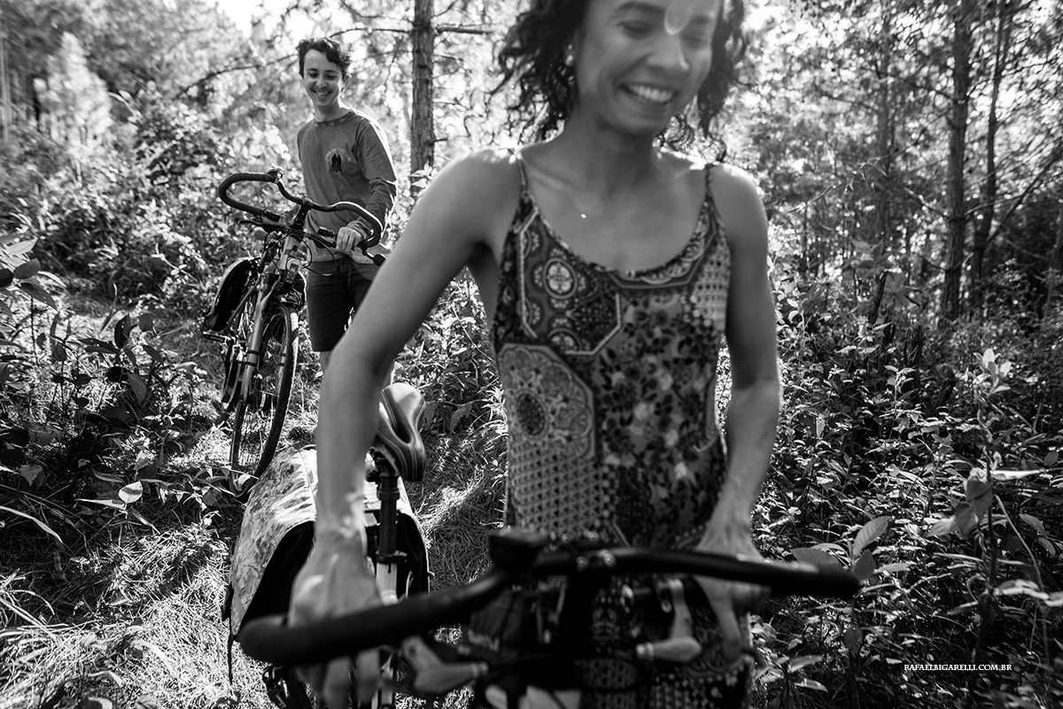 ensaio pre casamento com bicicleta em florianopolis