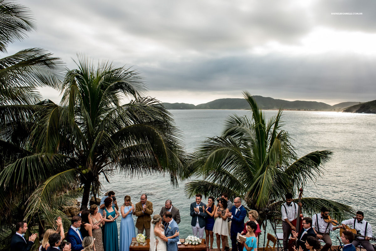 casamento na praia buzios