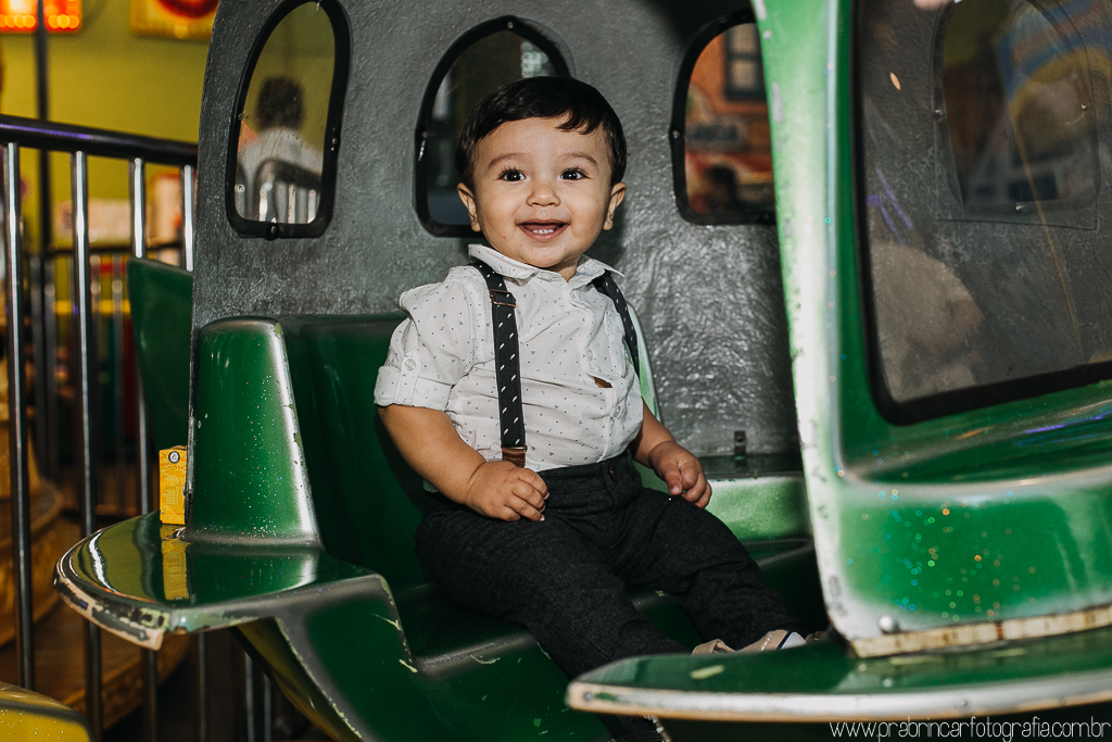 prabrincarfotografia-aniversário-festa-infantil-recife-fotógrafo-fotografia-mundo-bita-decoração-família-foto-1-ano-primeiro-cupcake-bolo-personalizados-Bruno