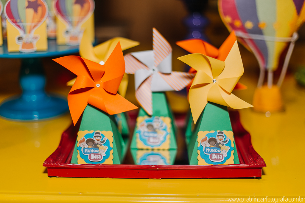 prabrincarfotografia-aniversário-festa-infantil-recife-fotógrafo-fotografia-mundo-bita-decoração-família-foto-1-ano-primeiro-cupcake-bolo-personalizados-Bruno