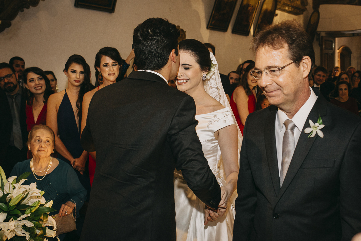 casamento-recife-fotógrafo-fotografia-wedding-brasil-igreja-cerimônia-noivos-bodas-isabela-alexandre