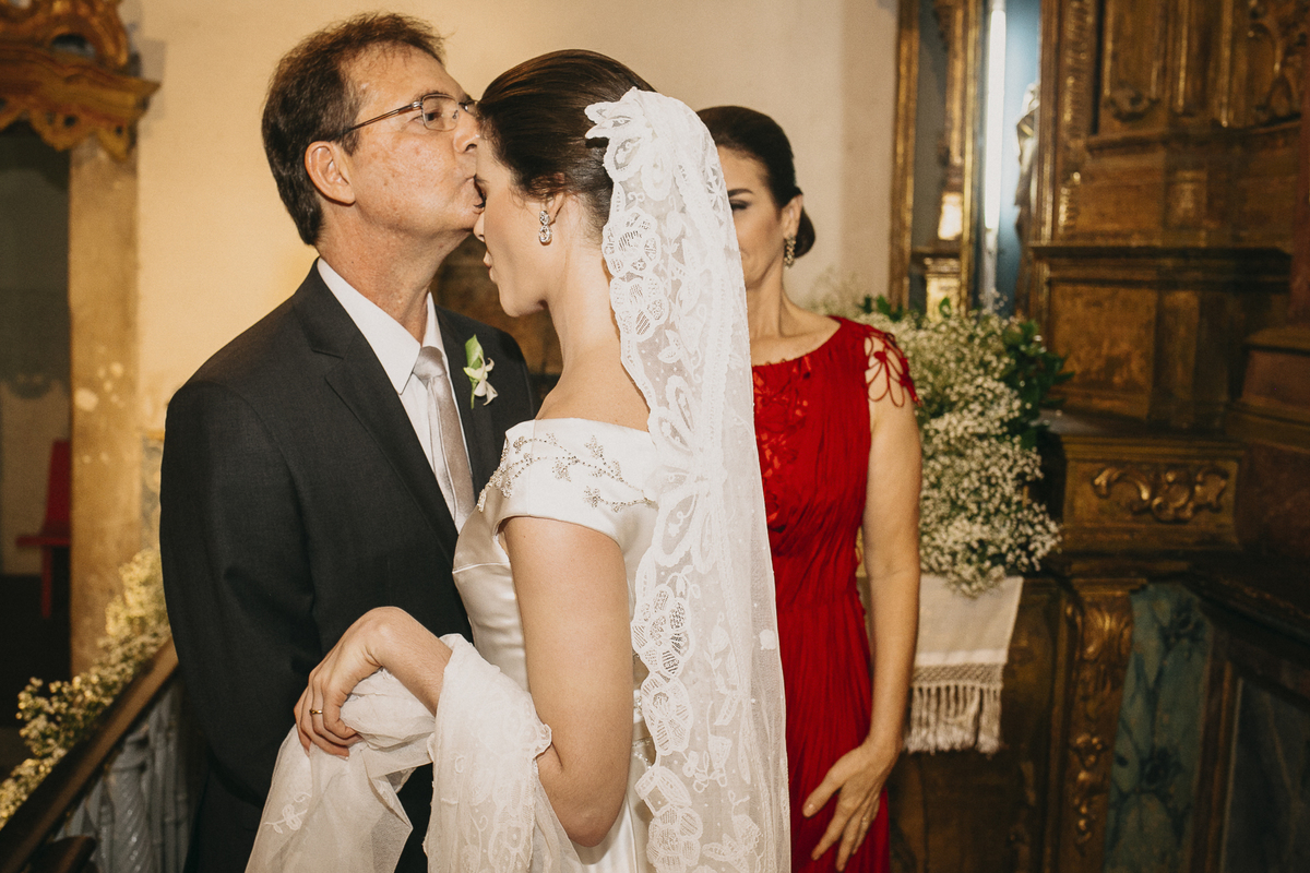 casamento-recife-fotógrafo-fotografia-wedding-brasil-igreja-cerimônia-noivos-bodas-isabela-alexandre