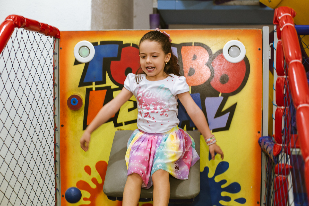 aniversário-infantil-fotografia-fotógrafo-recife-festa-bolo-tema-decoração-presente-criança-família-casa-foto-olívia