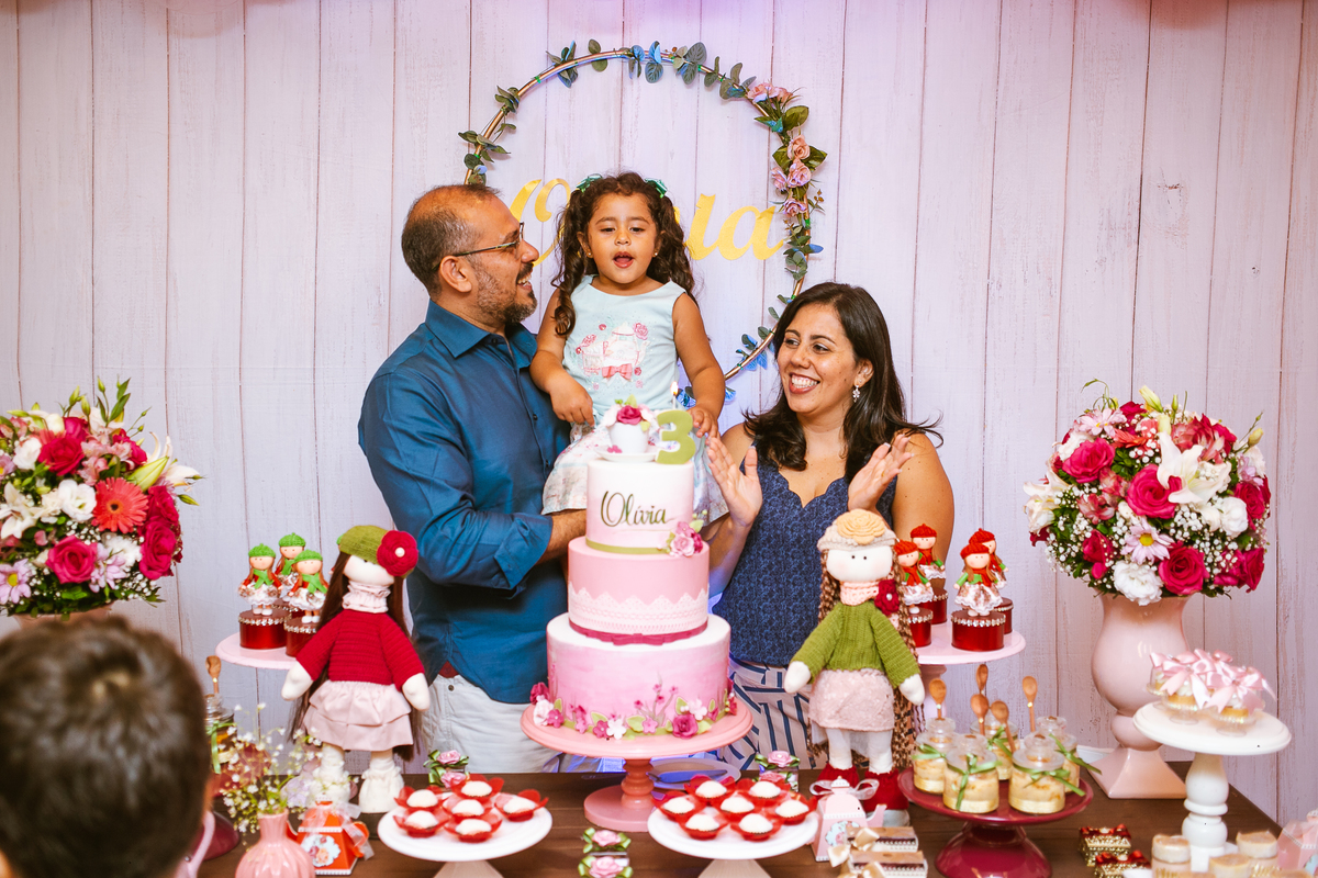 aniversário-infantil-fotografia-fotógrafo-recife-festa-bolo-tema-decoração-presente-criança-família-casa-foto-olívia