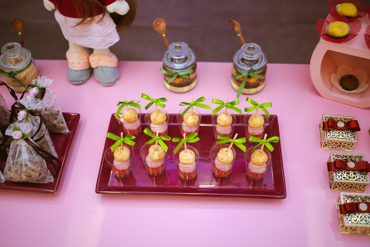 aniversário-infantil-fotografia-fotógrafo-recife-festa-bolo-tema-decoração-presente-criança-família-casa-foto-olívia