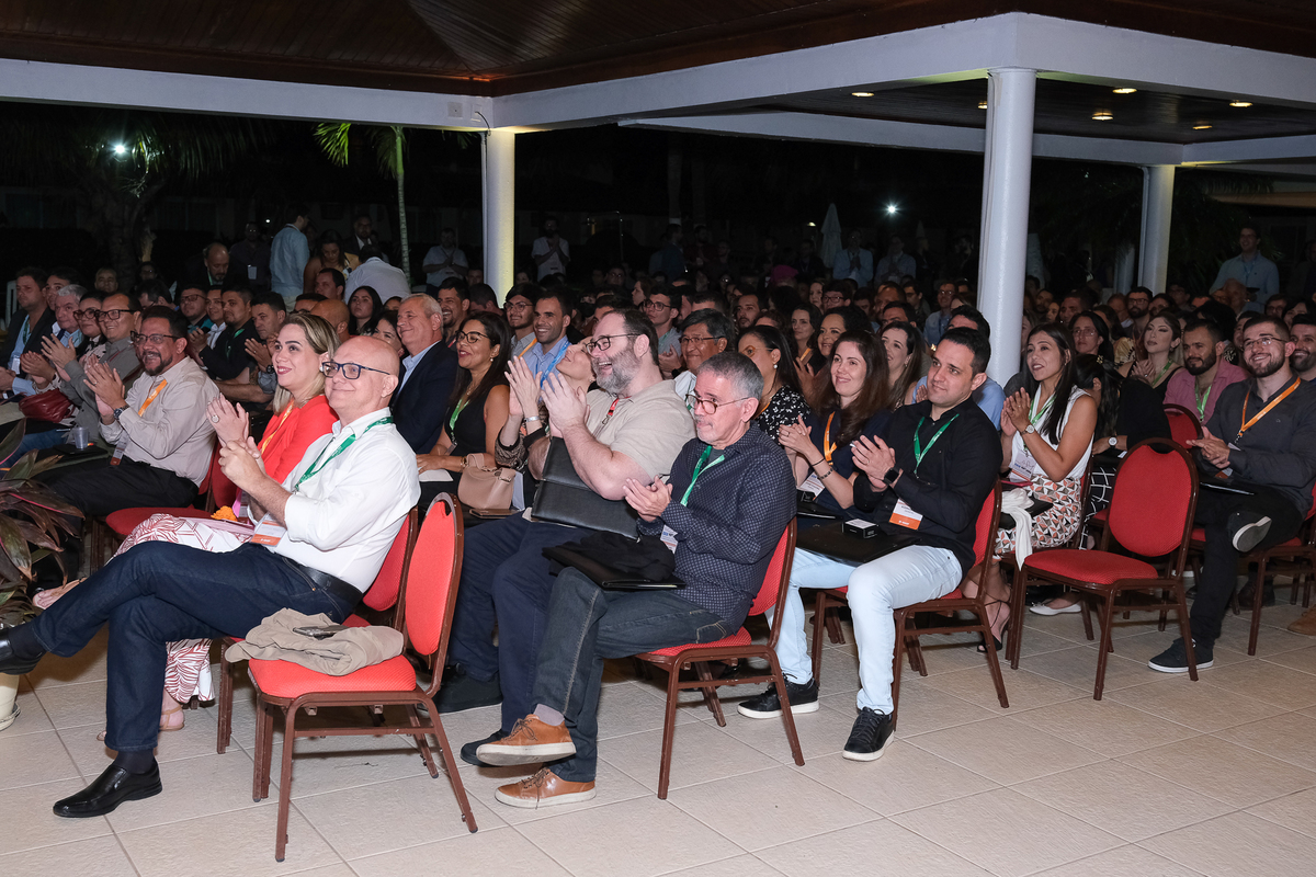 Cobertura fotográfica profissional para empresas em Búzios, Região dos Lagos, Teresópolis e todo o RJ.