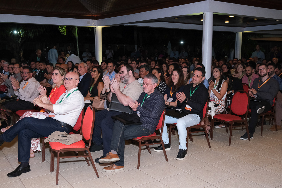 Cobertura fotográfica profissional para empresas em Búzios, Região dos Lagos, Teresópolis e todo o RJ.