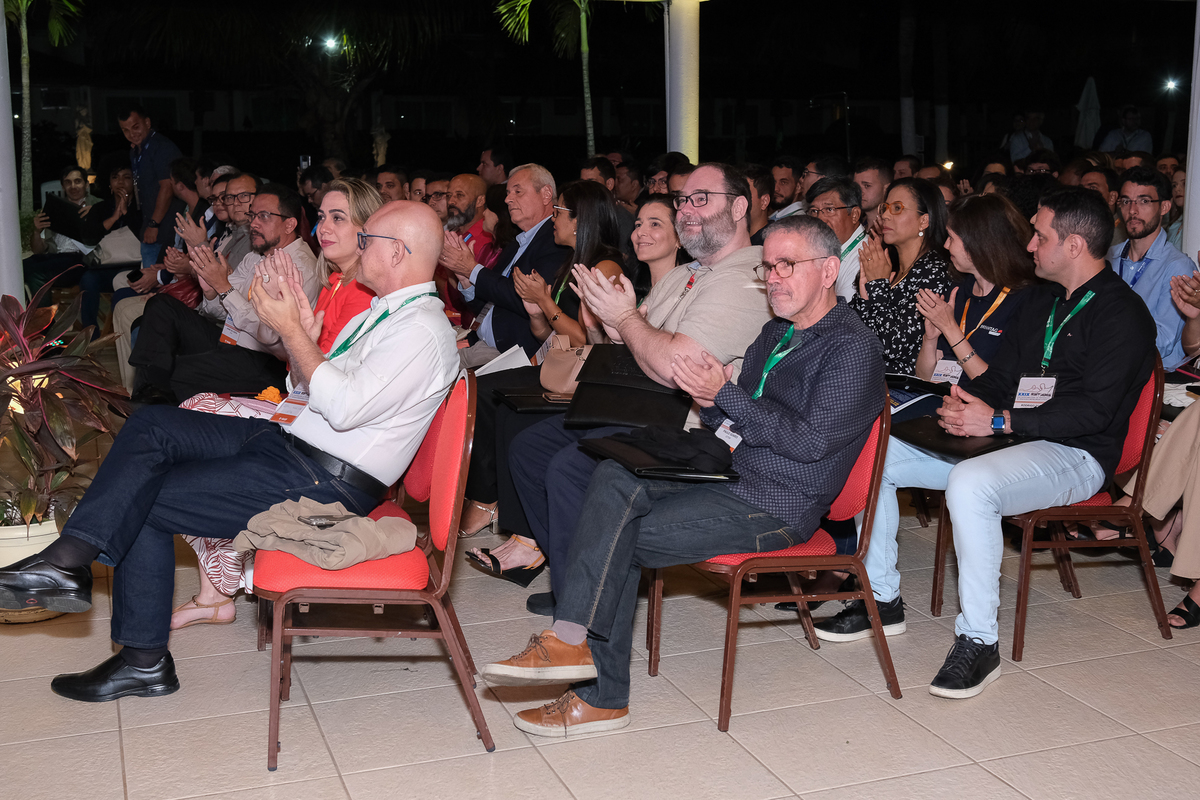 Cobertura fotográfica profissional para empresas em Búzios, Região dos Lagos, Teresópolis e todo o RJ.