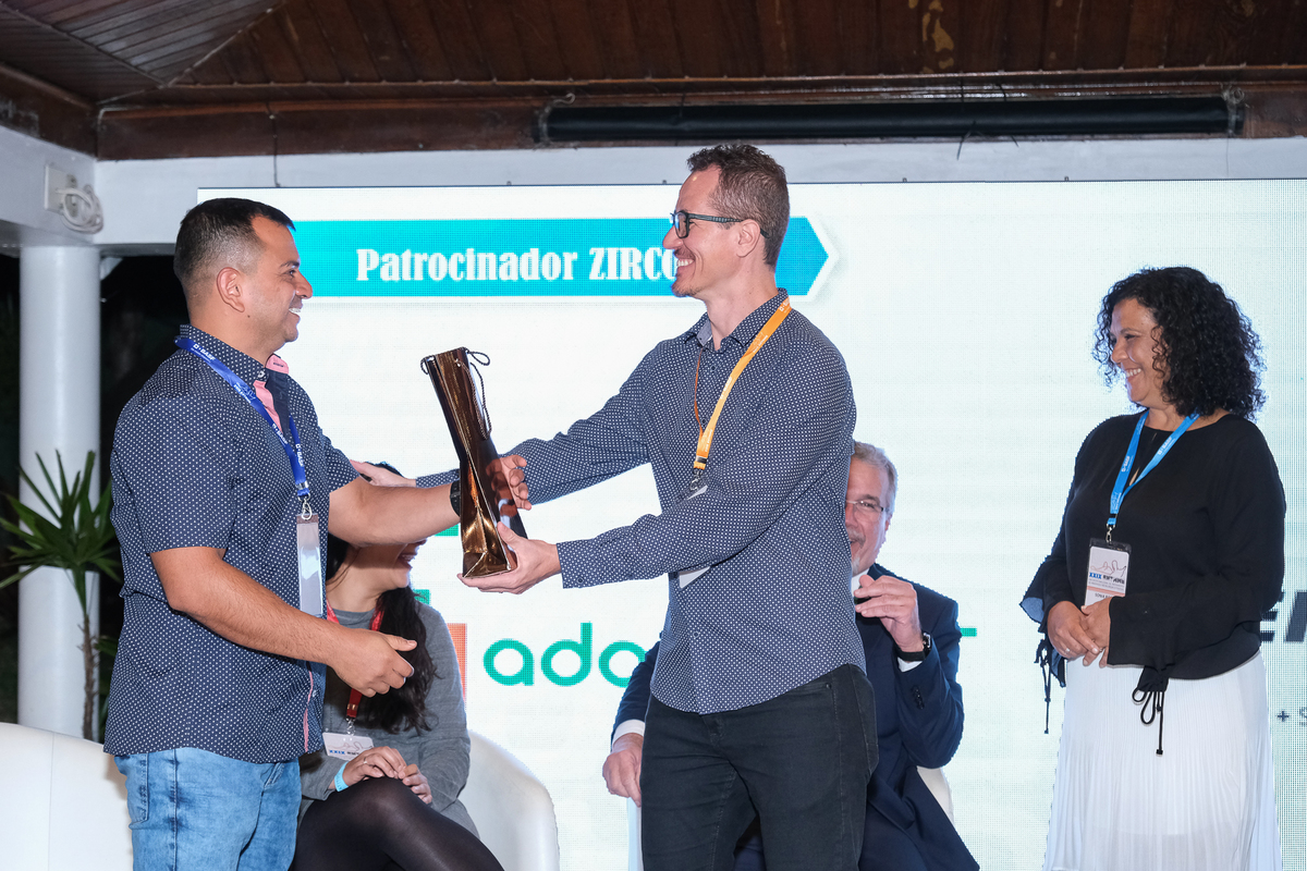 Cobertura fotográfica profissional para empresas em Búzios, Região dos Lagos, Teresópolis e todo o RJ.