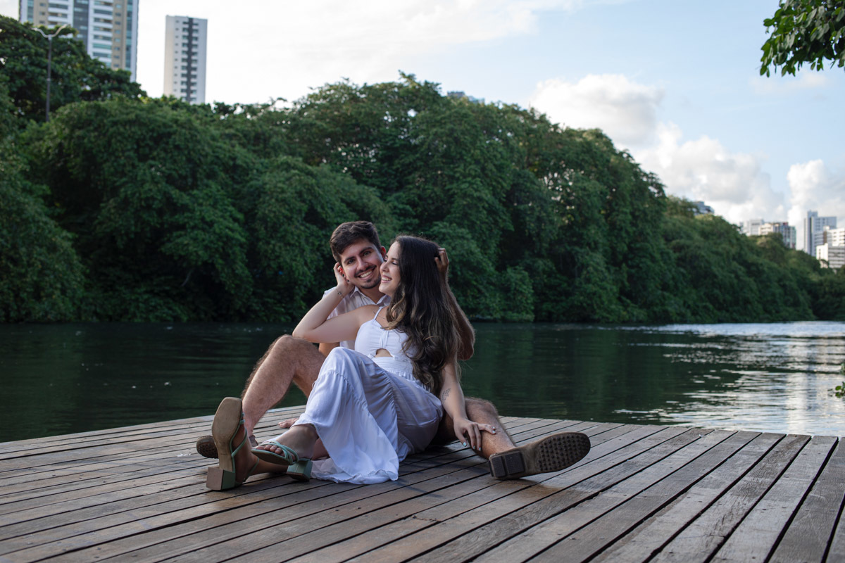 Casal no Jardim do Baobá