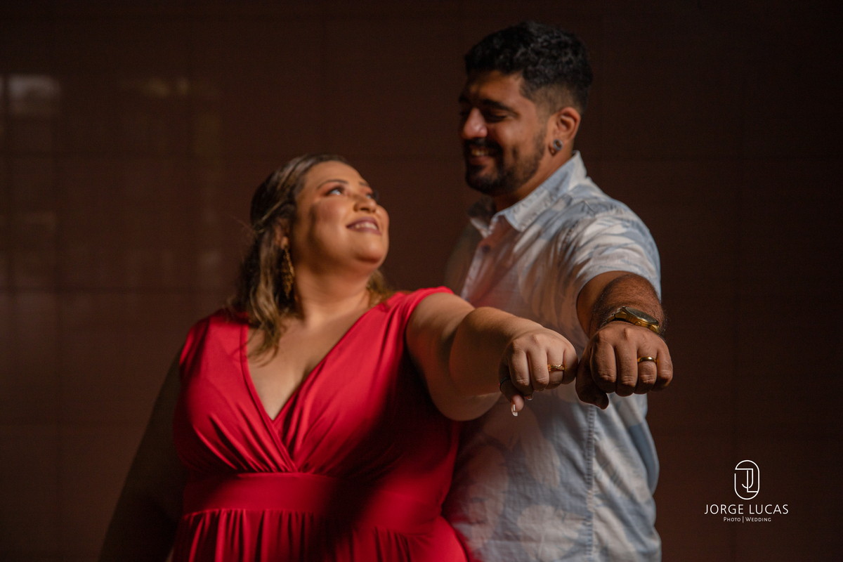 Foto das alianças noivos