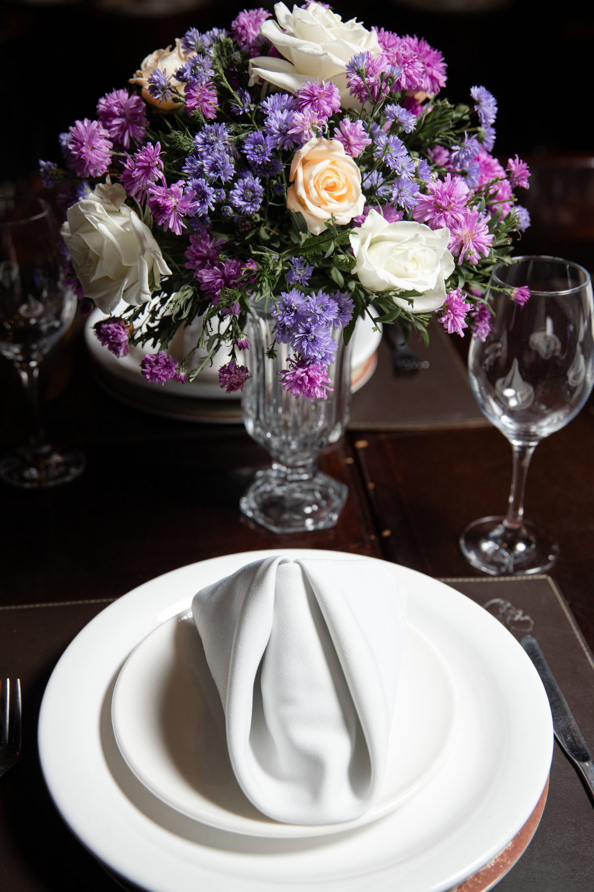 veri perry flores mesa posta pratos veri perry cocobambu quinze anos