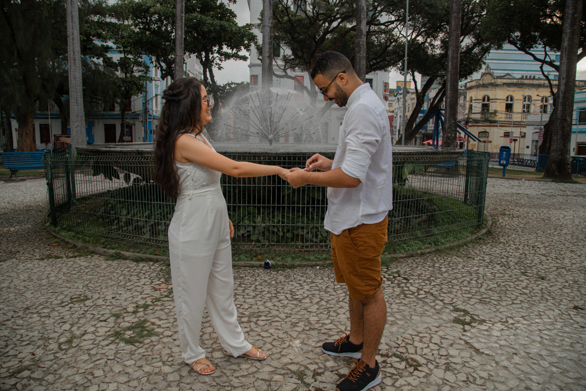 Surpresa pedido de casamento durante o ensaio