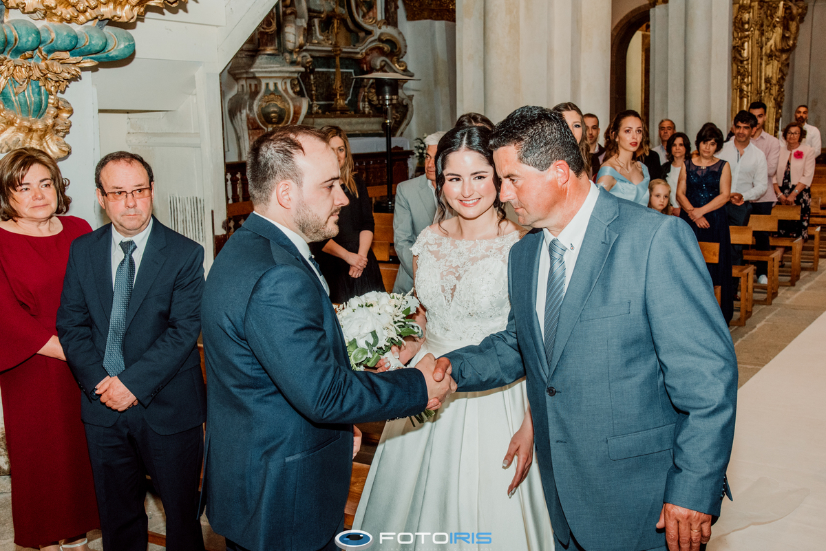 honor, amigas de casamento, vestido azul, vestido para damas de honor, maquilhagem noiva, vestido de noiva, ramo da noiva, noivo, fato noivo, mosteiro de pombeiro, felgueiras