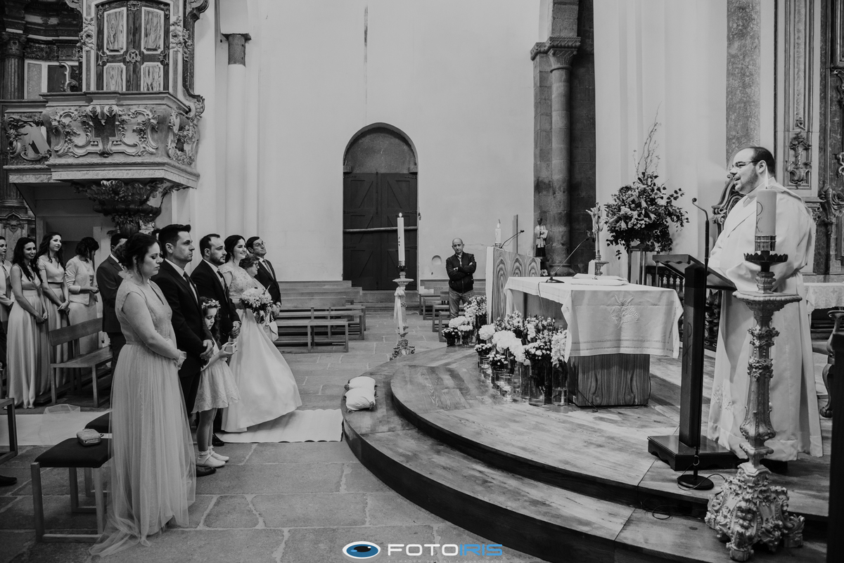 vestido azul, vestido para damas de honor, maquilhagem noiva, vestido de noiva, ramo da noiva, noivo, fato noivo, mosteiro de pombeiro, felgueiras