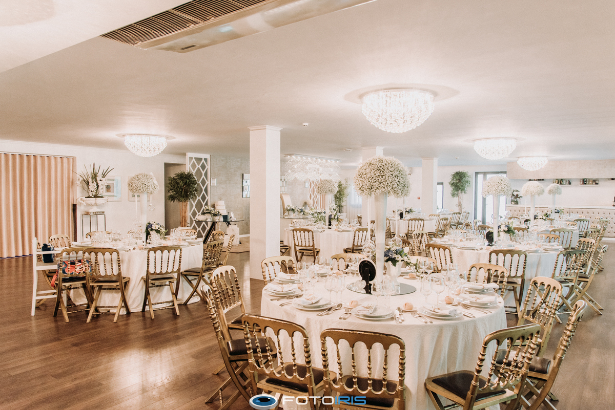 dia de casamento, quinta para casamentos, quinta dom nunes, salao de eventos, decoração para mesas de casamento, flores para mesas 