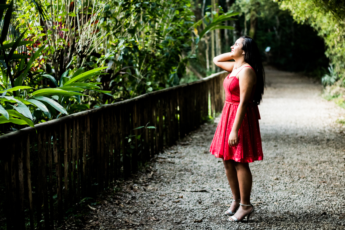 fotografia de debutante em campo limpo 
