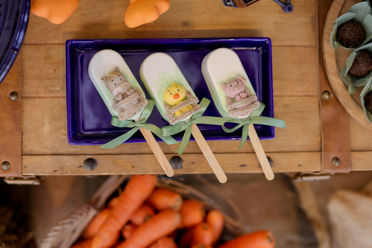 Doces personalizados Fazendinha