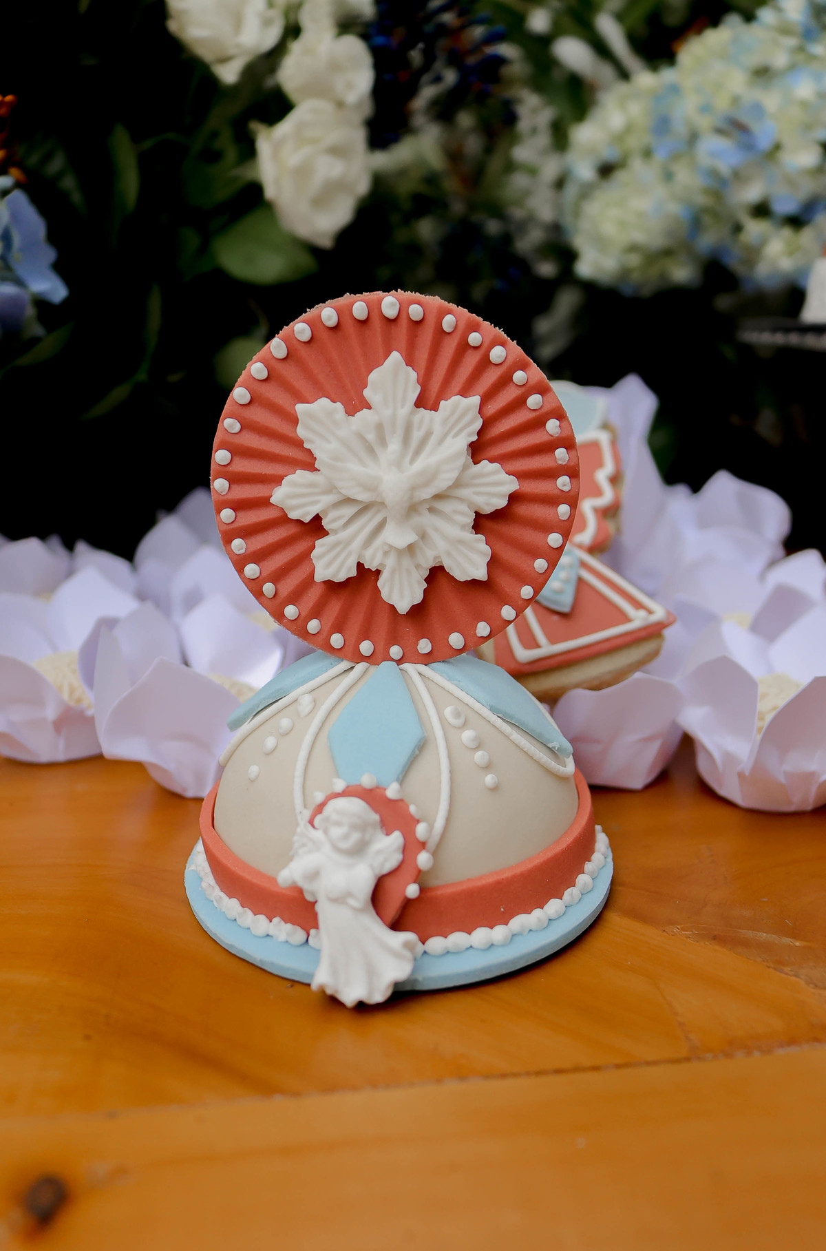 Doces personalizados batizado