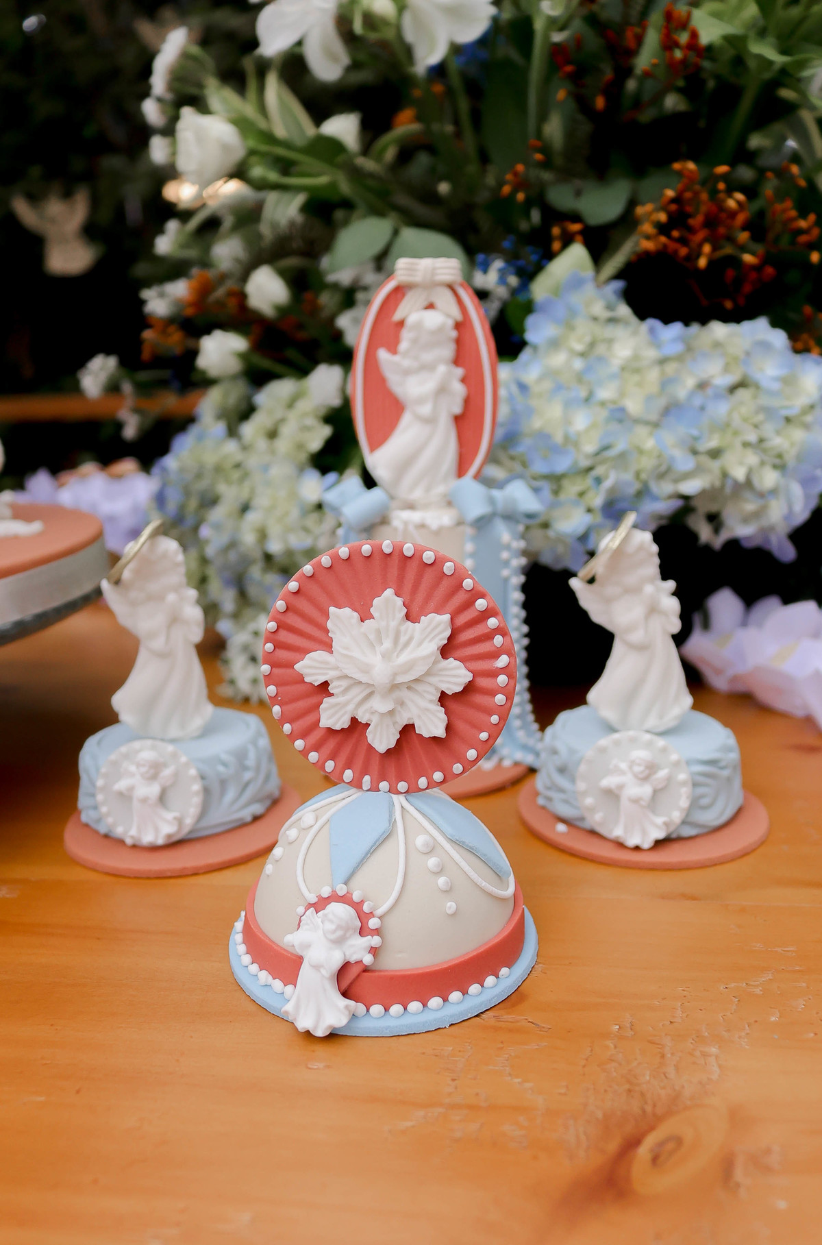 Doces personalizados batizado