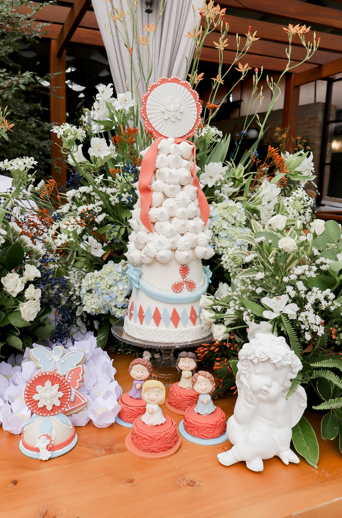 Doces personalizados batizado