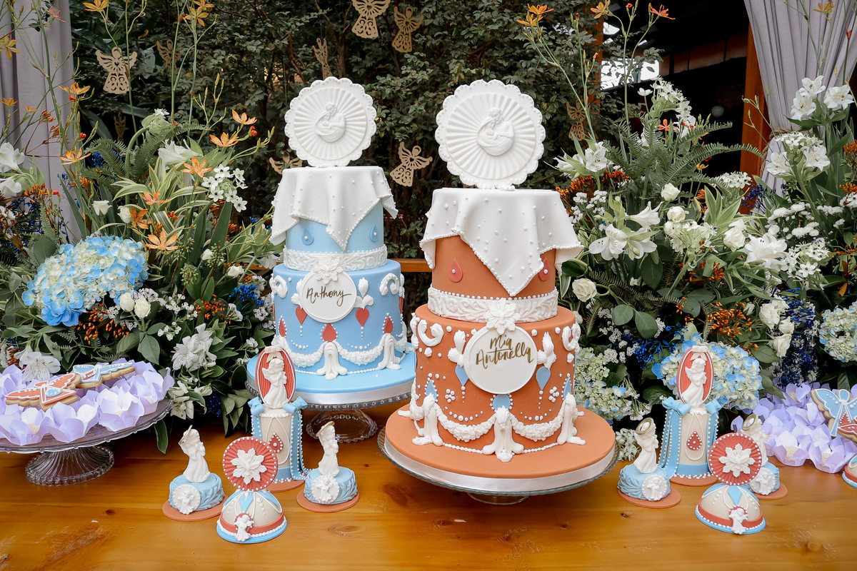 Doces personalizados batizado