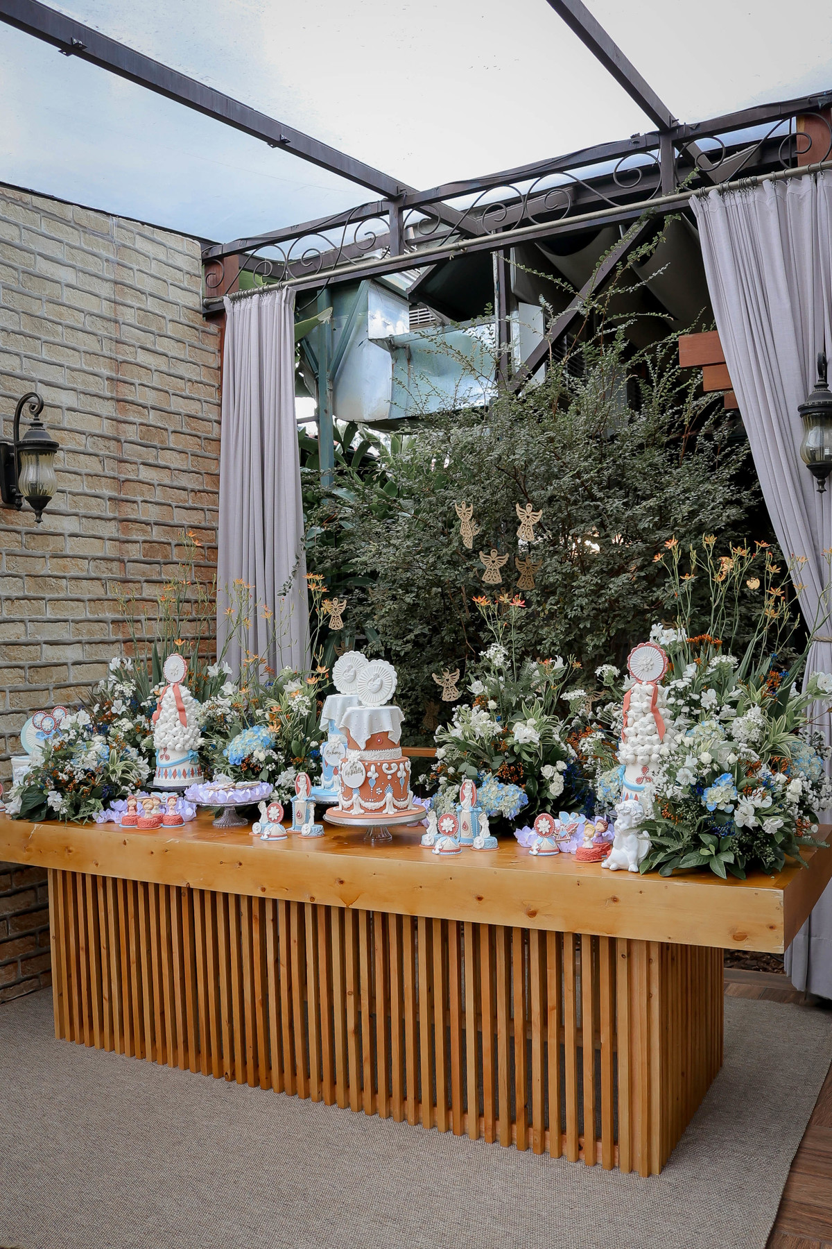 Doces personalizados batizado