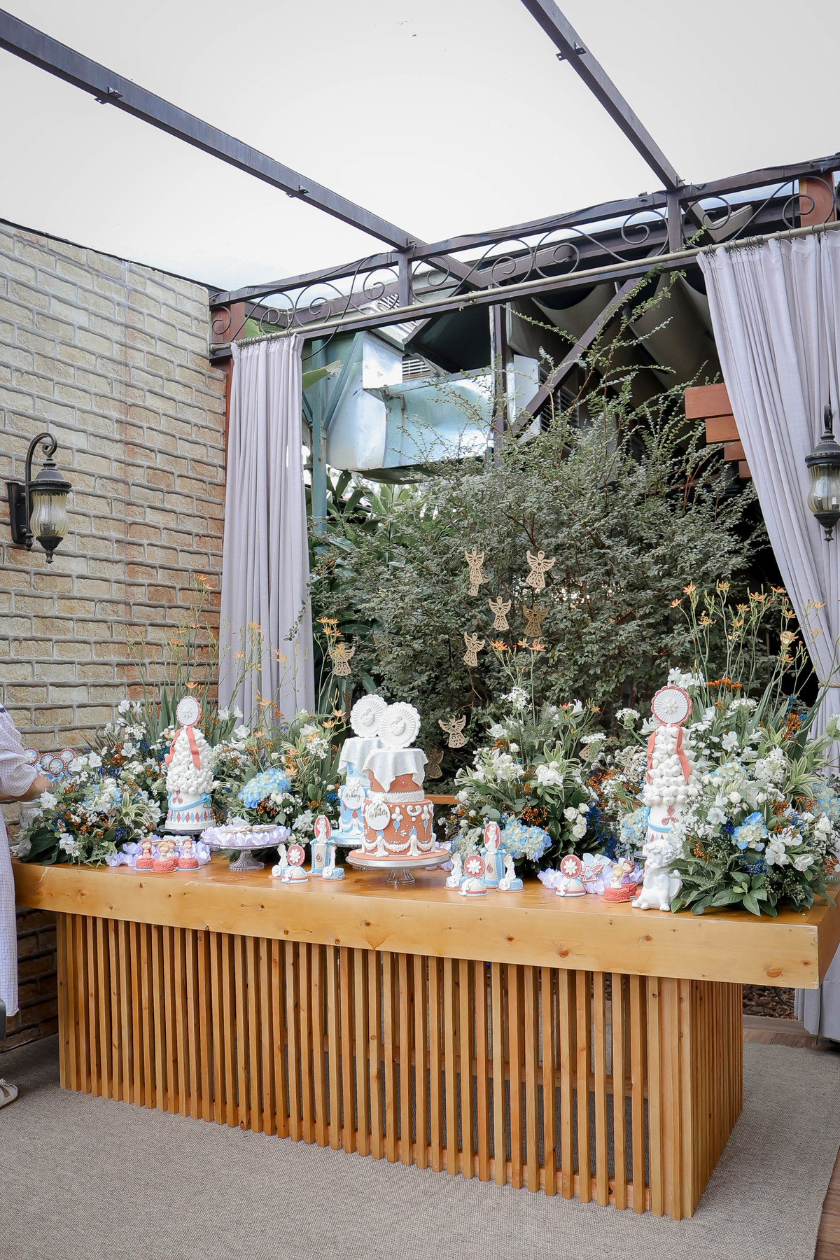 Doces personalizados batizado