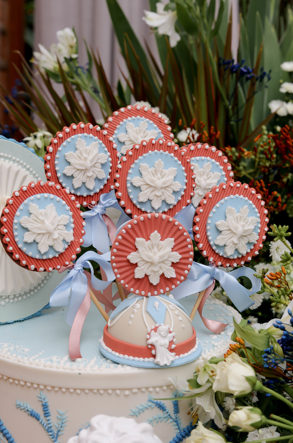 Doces personalizados batizado