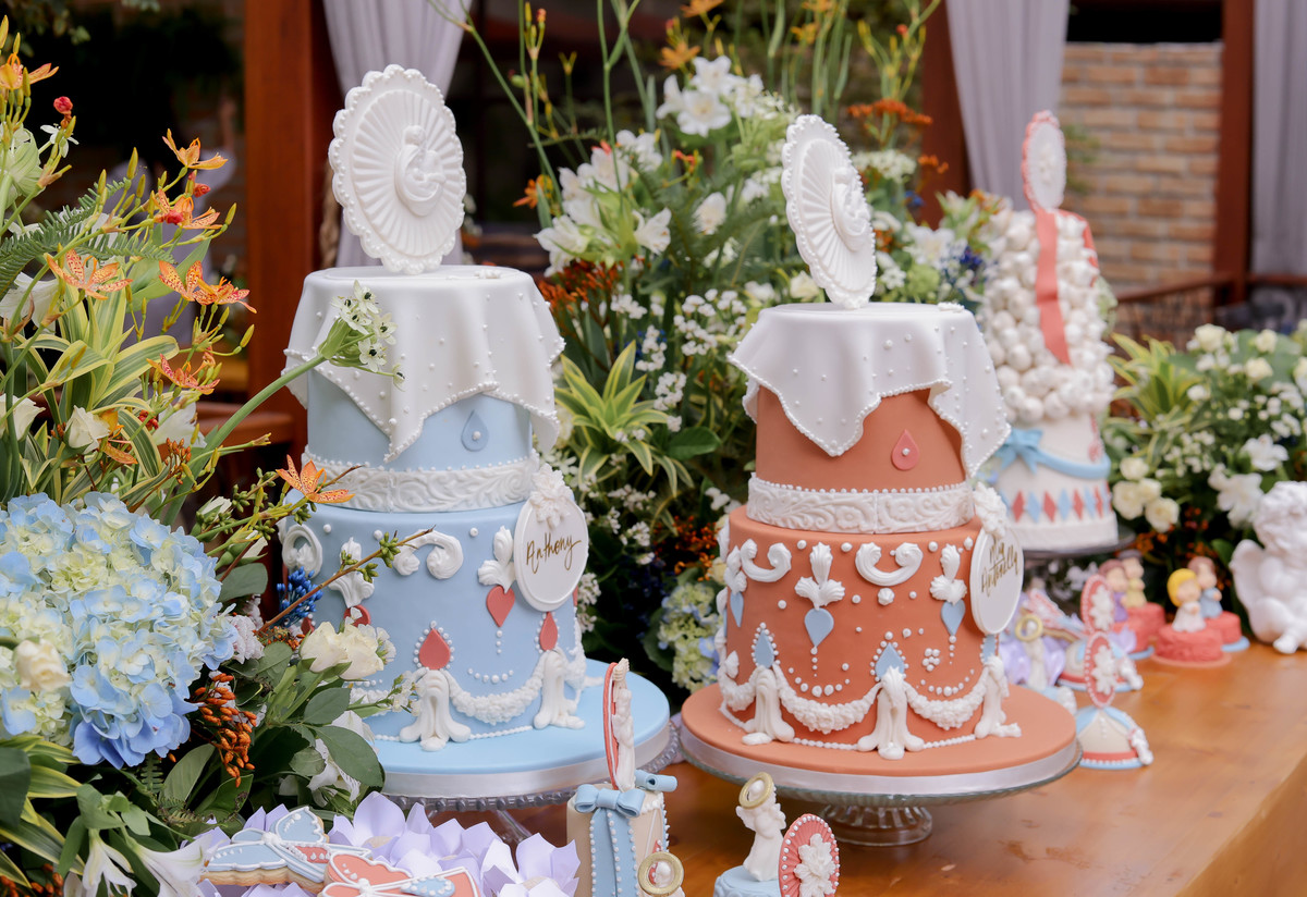 Doces personalizados batizado