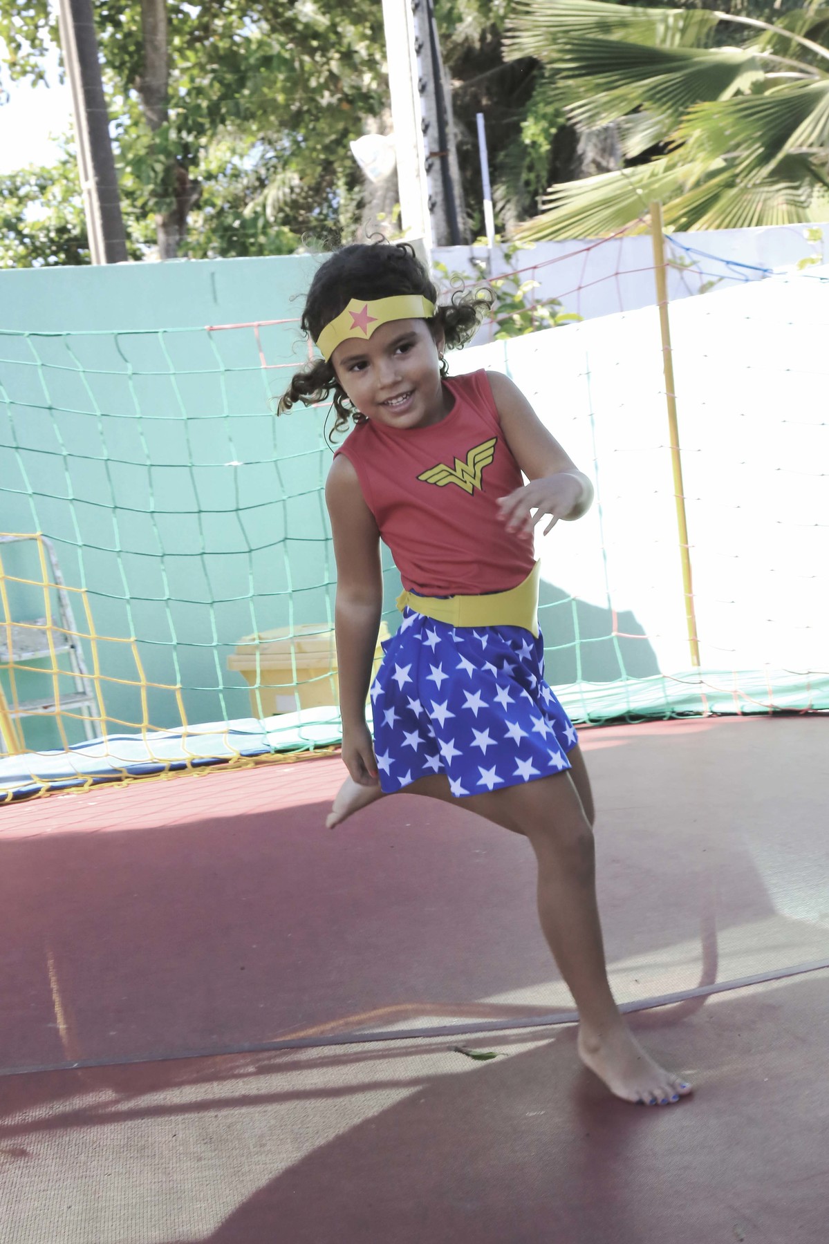 mulher maravilha animada