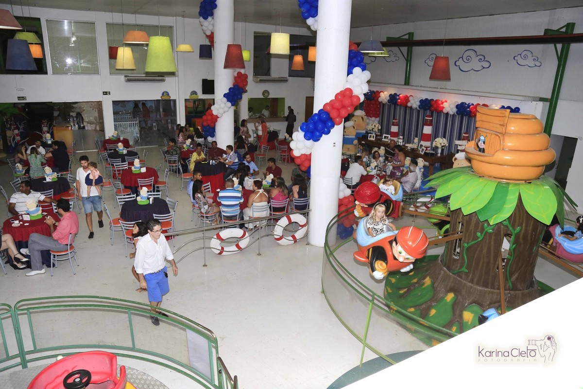 Visão do alto do Buffet Terra do Nunca