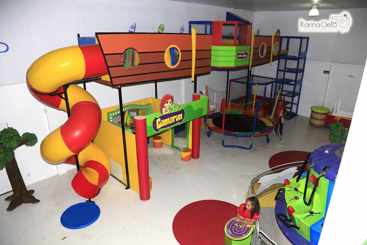 Diversão no Buffet Terra do Nunca