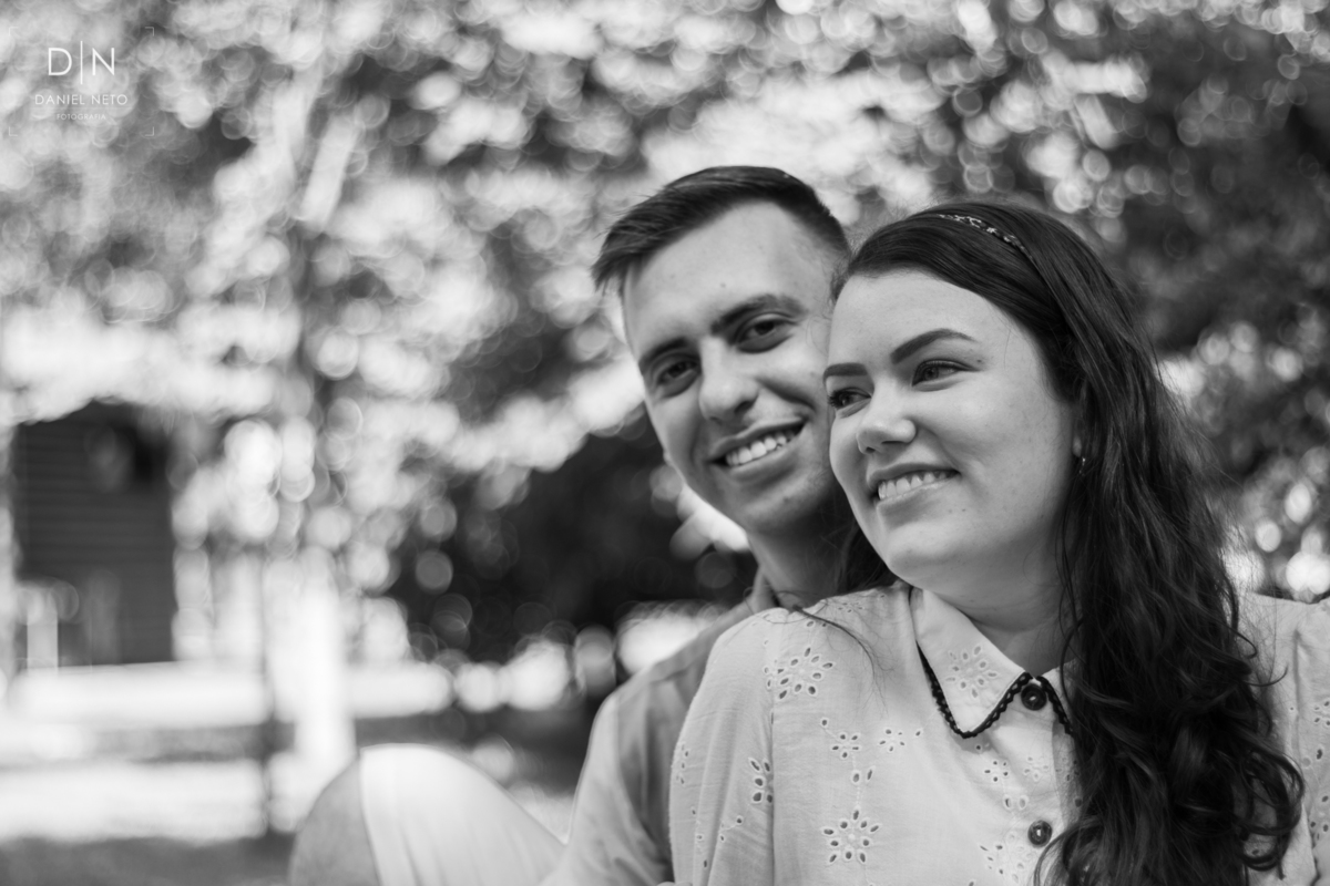 Ensaio de casal da Isabela e do Augusto, feita no Parque Botânico da Vale em Vitória (ES)