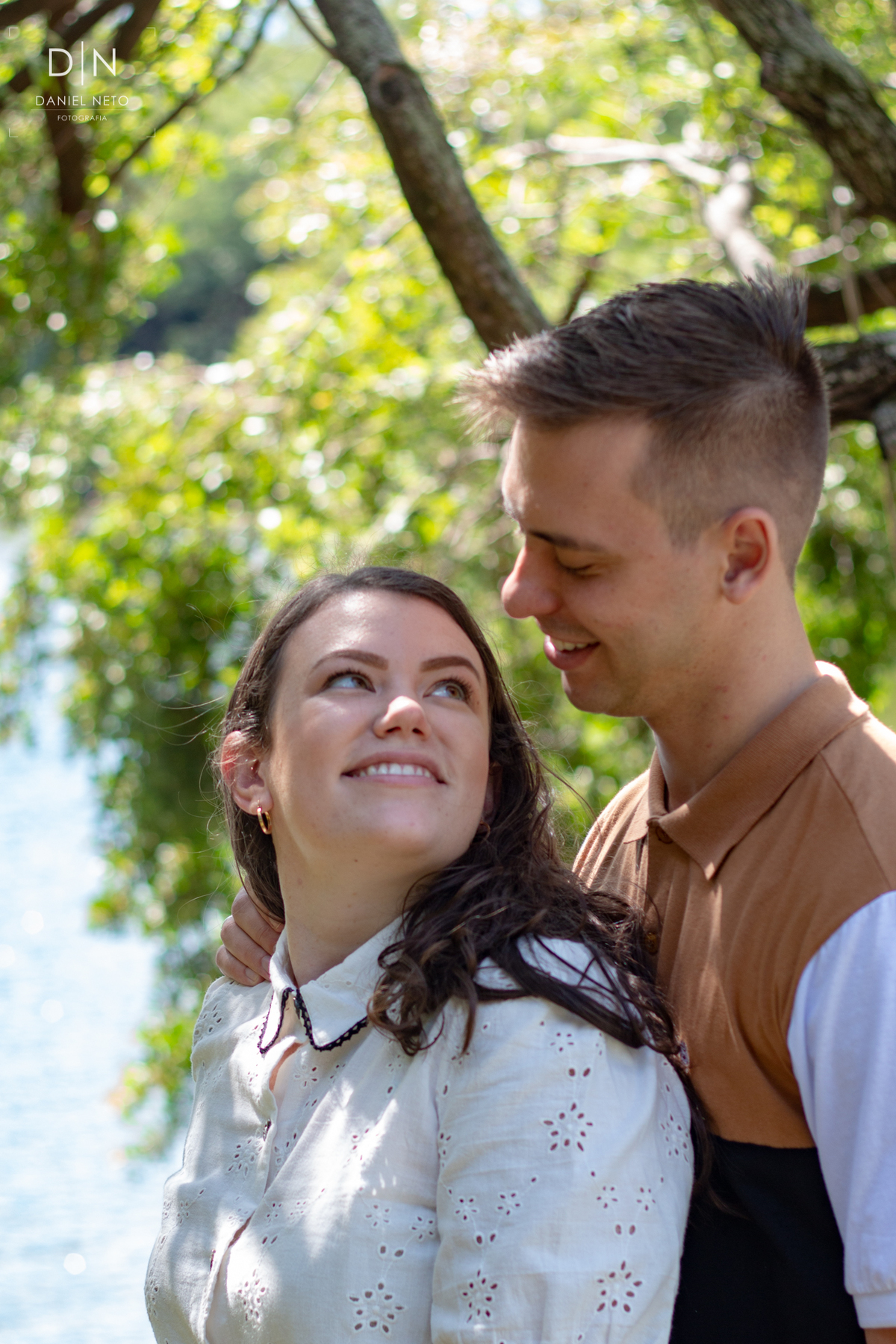 Ensaio de casal da Isabela e do Augusto, feita no Parque Botânico da Vale em Vitória (ES)