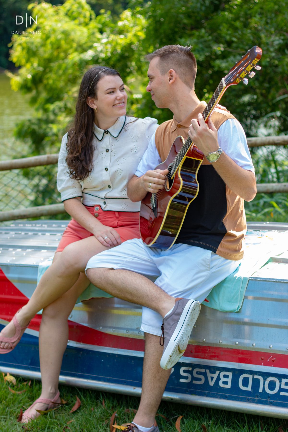 Ensaio de casal da Isabela e do Augusto, feita no Parque Botânico da Vale em Vitória (ES)