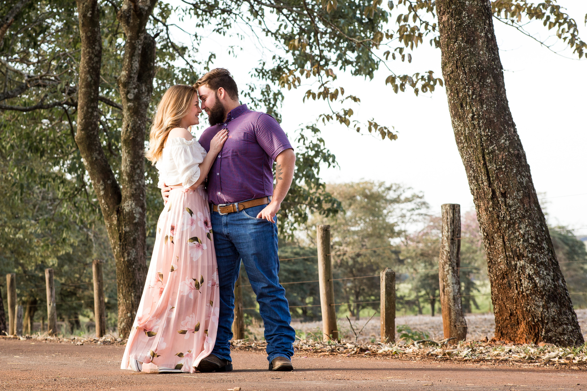 Ensaio Casal - Thiane e Mikael - Morro Vermelho - Jaú SP