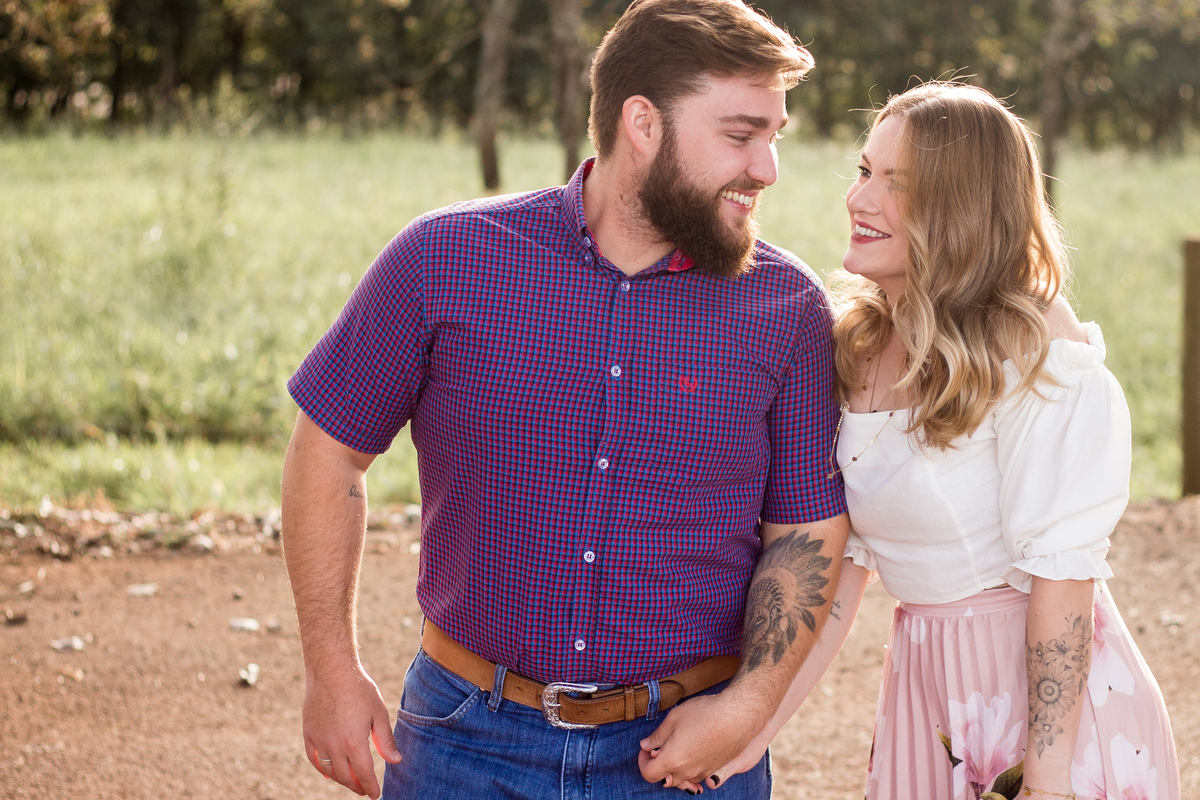Ensaio Casal - Thiane e Mikael - Morro Vermelho - Jaú SP
