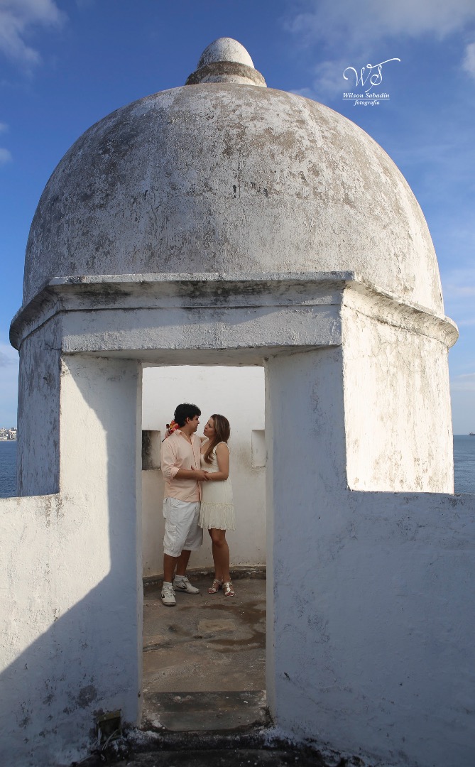 ensaio fotografico pré-casamento, noivos, noiva, noivo, praia da boa viagem, forte humaitá, fotografia de noivos
