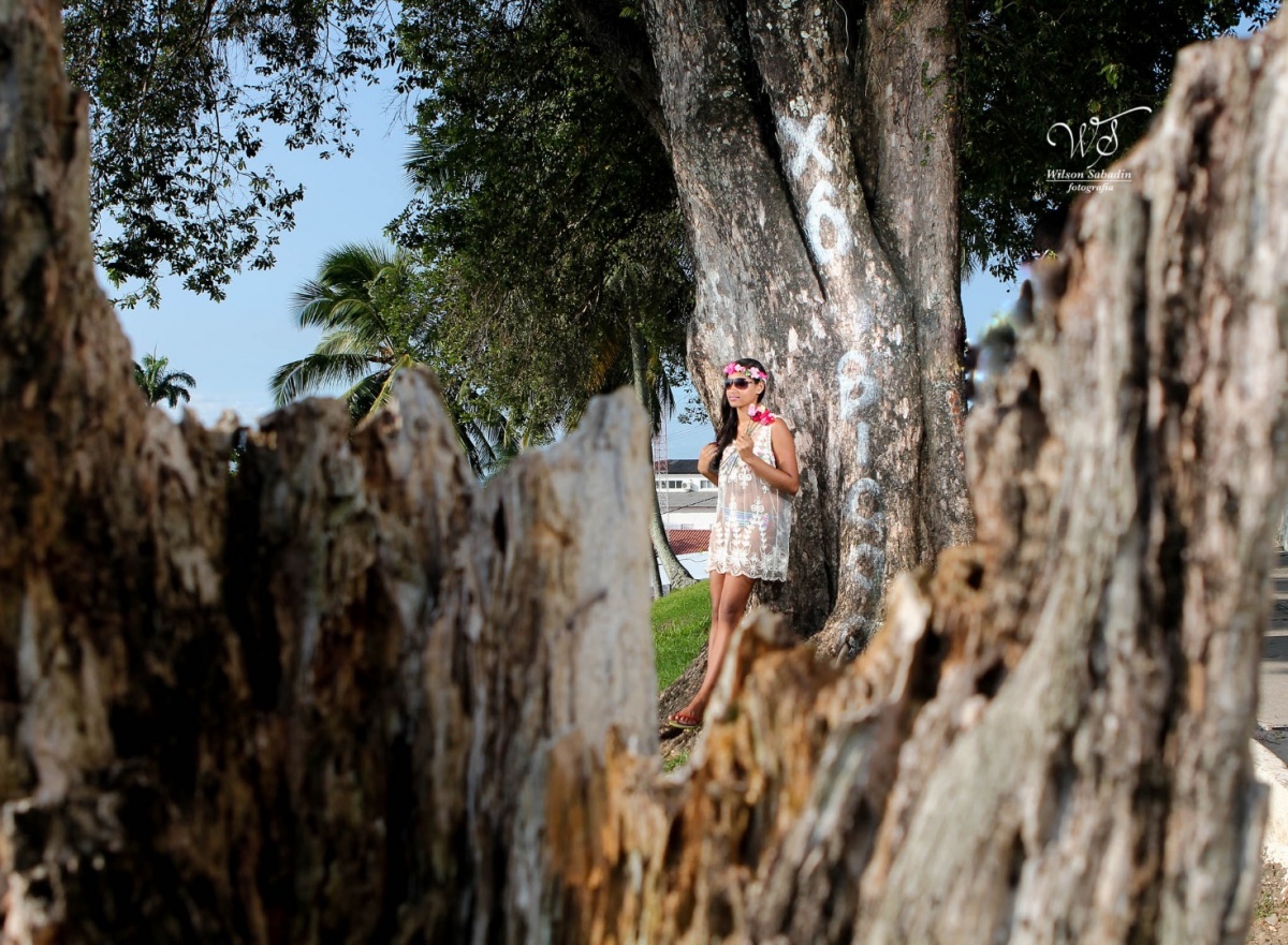 Fotografia de debutante em Salvador Ba, Fotografia de 15 anos em Salvador Ba, Fotografo de debutante em Salvador Ba, Fotografo de 15 anos em Salvador Ba, Debutante, 15 anos, menina, moça, mulher, flores, praia, coco, coqueiros, forte, fortaleza, historia,