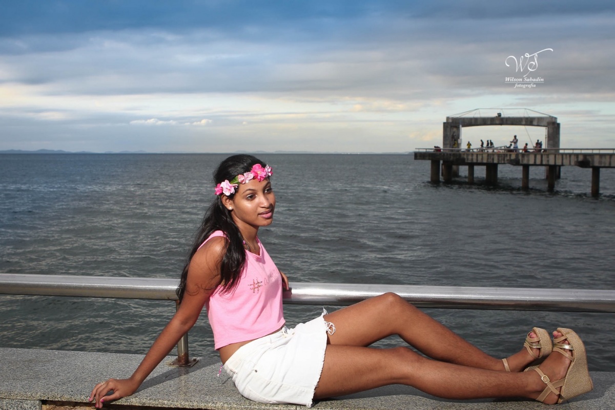 Fotografia de debutante em Salvador Ba, Fotografia de 15 anos em Salvador Ba, Fotografo de debutante em Salvador Ba, Fotografo de 15 anos em Salvador Ba, Debutante, 15 anos, menina, moça, mulher, flores, praia, coco, coqueiros, forte, fortaleza, historia,