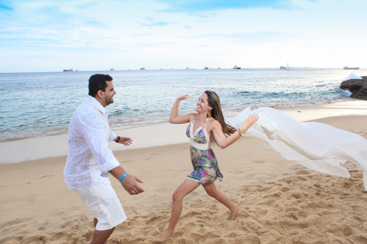 ensaio fotografico pré-casamento, noivos, noiva, noivo, praia da boa viagem, forte humaitá, fotografia de noivos