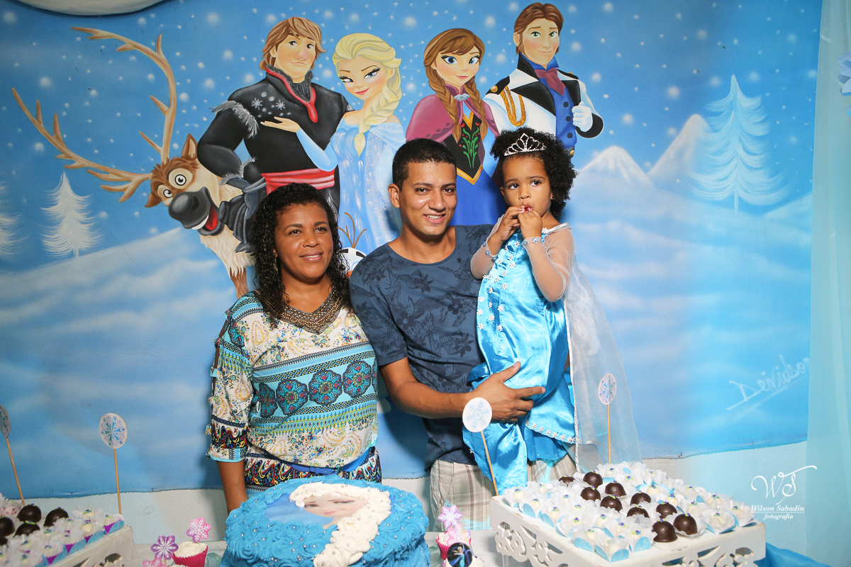 festa infantil aniversariante com os pais