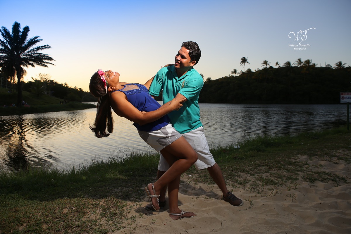 ensaio fotografico pré-casamento, noivos, noiva, noivo, fotografia de noivos, fotografia pré-wedding, pré wedding, ensaio fotografico no Parque do Pituaçu em Salvador Bahia