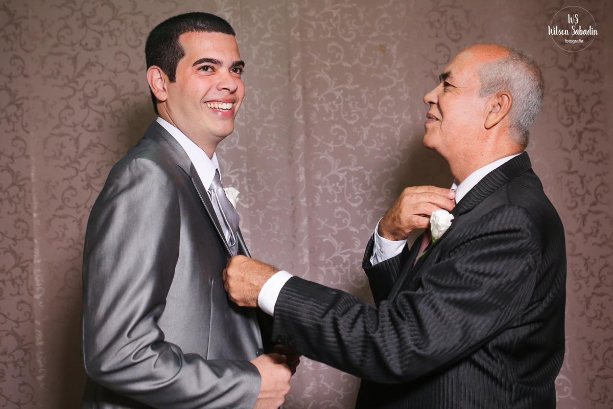 Wilson Sabadin fotografia casamento salvador Bahia, pai cuidando do noivo