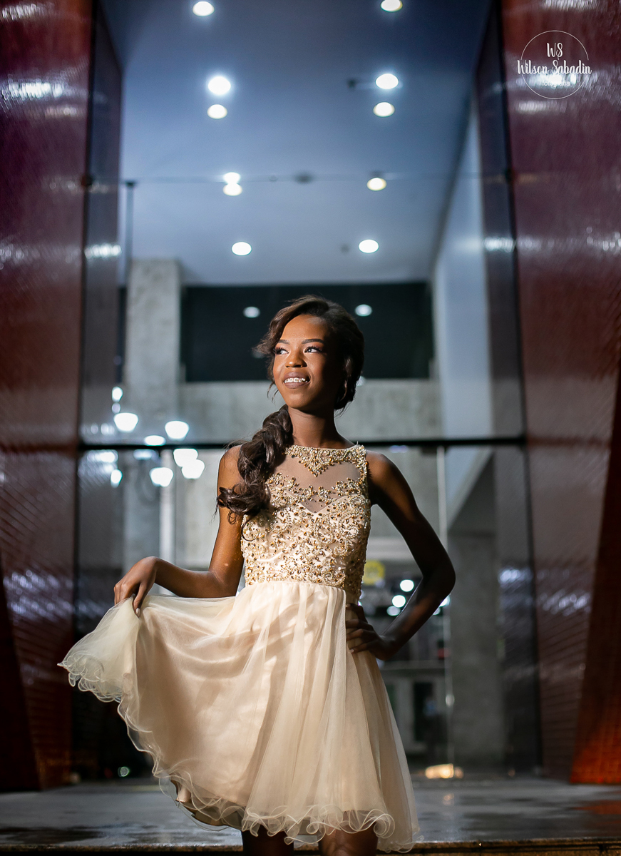 wilson Sabadin fotografia debutante  salvador bahía, debutante na saida do hotel sol vitoria marina