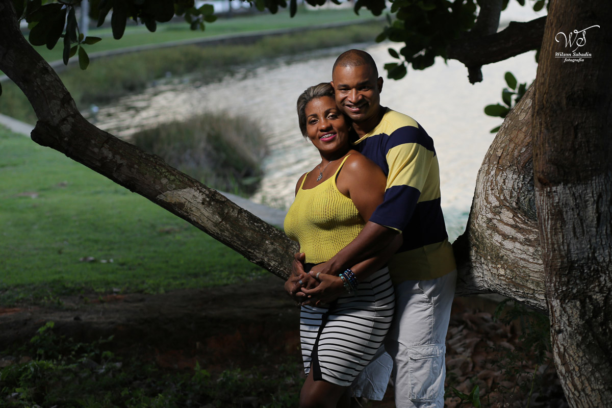 Fotografia de casamento, noivos, noiva, noivo, fotografia de noivos, vestido de noiva, sapato, perfume, cabelo,  fotografia de casal, ensaio de casal, pré casamento, pré wedding