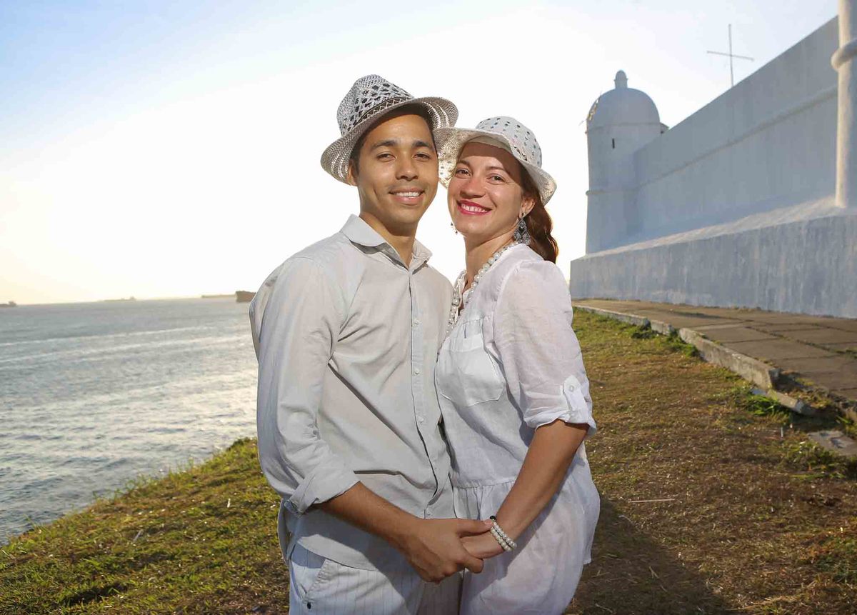 ensaio fotografico pré-casamento, noivos, noiva, noivo, praia da boa viagem, forte humaitá, fotografia de noivos, pré-wedding