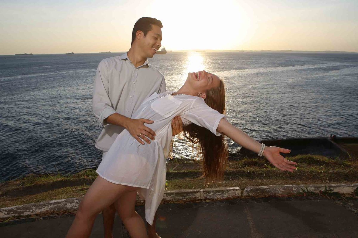 ensaio fotografico pré-casamento, noivos, noiva, noivo, praia da boa viagem, forte humaitá, fotografia de noivos, pré-wedding